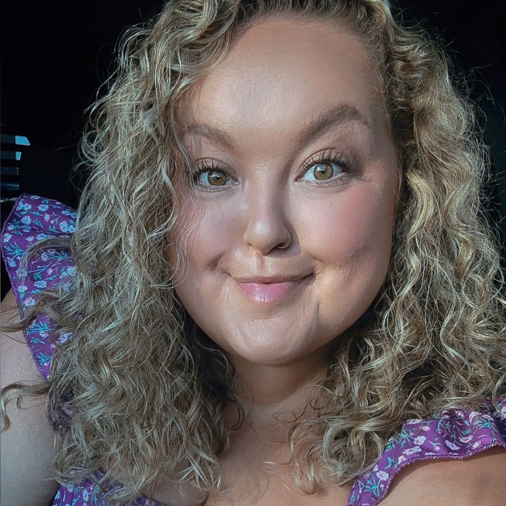 Meet your Posher, Kadie